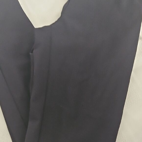 Calvin Klein Black Skinny Pants with Sleek Design - Picture 11 of 16